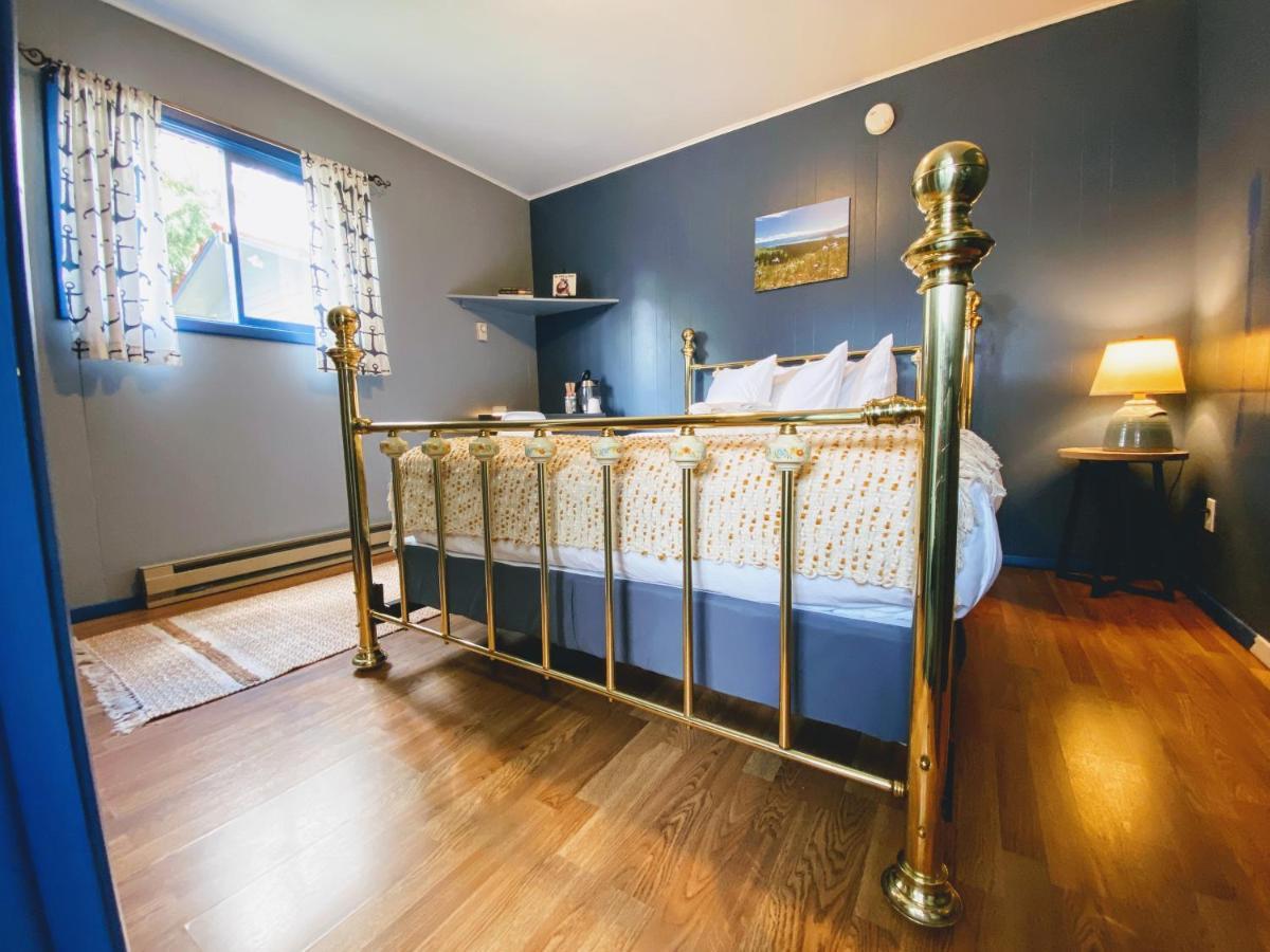 Flathead Lake Resort Woods Bay Extérieur photo
